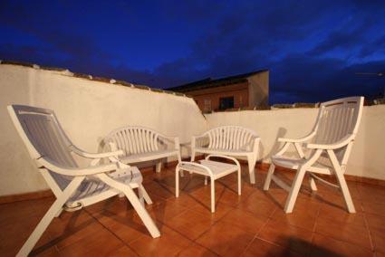 Hostal Cruz Verde Navalcarnero Exterior photo